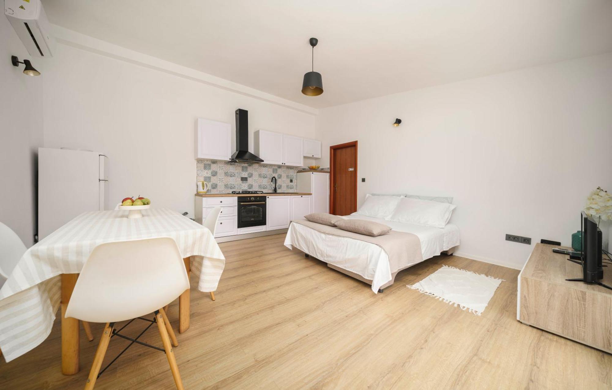 Apartments Vitis - City Centre - Free Parking Водице Экстерьер фото
