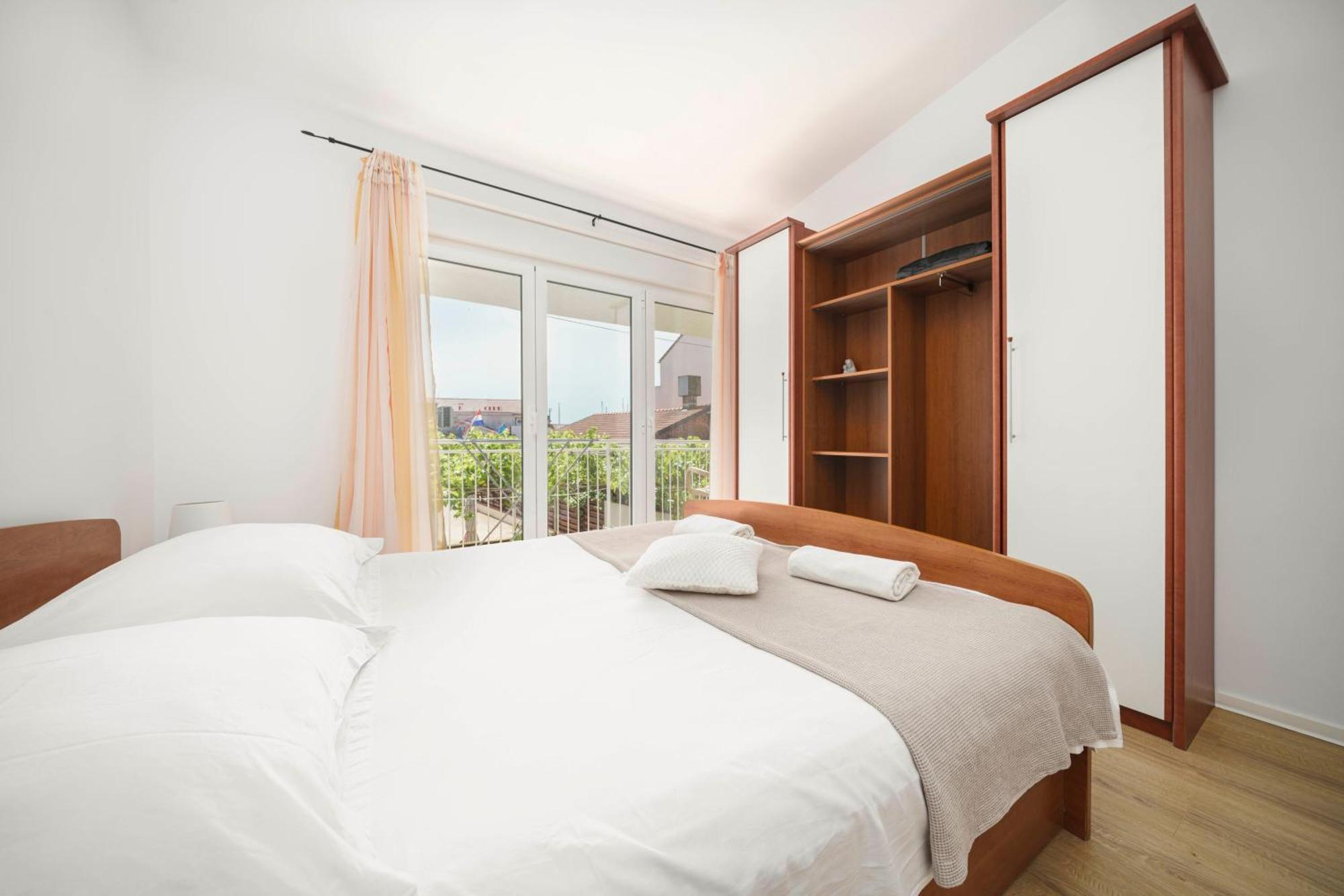 Apartments Vitis - City Centre - Free Parking Водице Экстерьер фото
