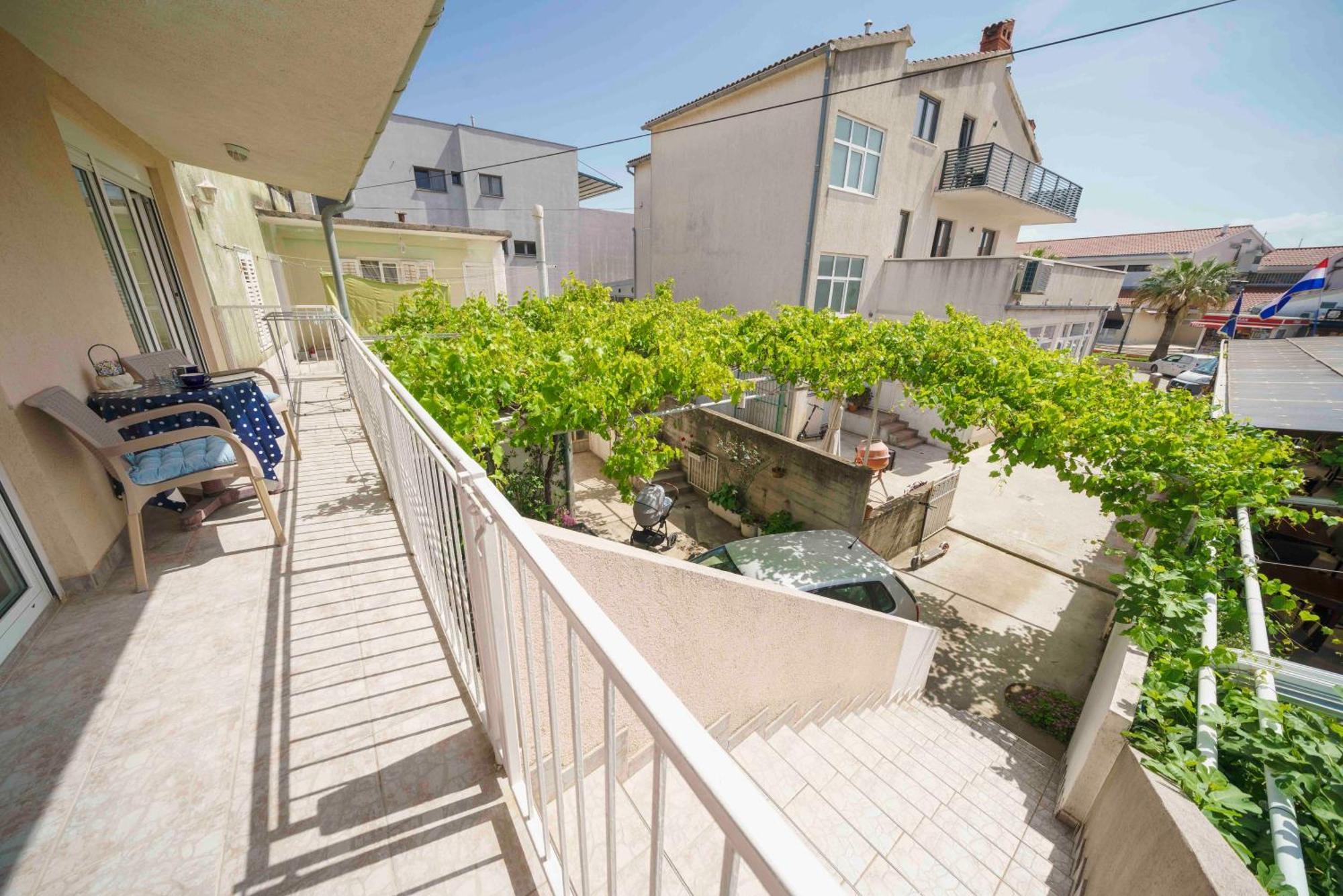 Apartments Vitis - City Centre - Free Parking Водице Экстерьер фото